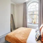 Host & Stay - Maritime